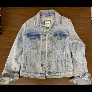 A&F denim jacket small